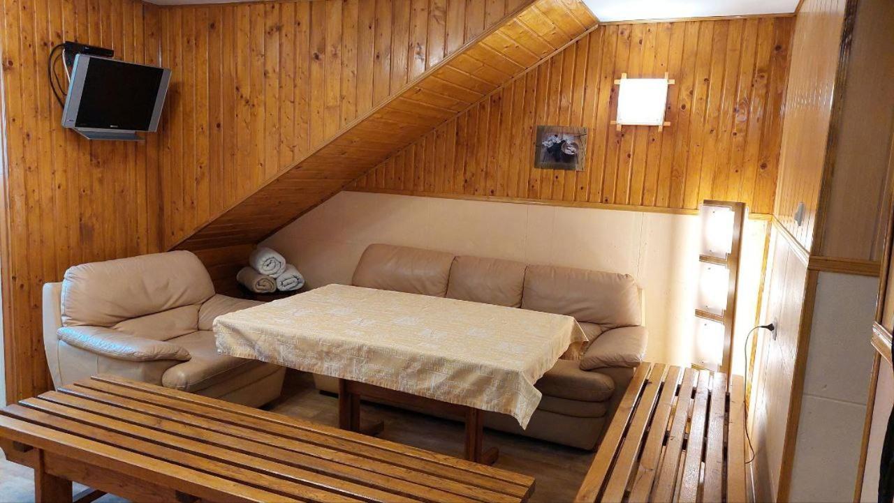 Rodynnyi Maietok Family Estate Villa Kamianets-Podilskyi Room photo